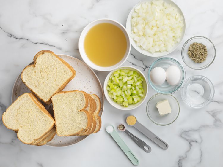 Classic_Bread_Dressing__step_3
