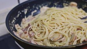 Creamy_Mushroom_&_Bacon_Spaghetti__step_8