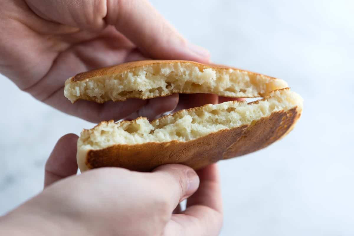 Easy_Fluffy_Pancakes__step_3